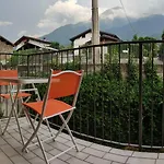 Casa Maria Teresa, Piscina E Campo Da Tennis * Colico