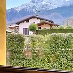 Casa Maria Teresa, Piscina E Campo Da Tennis Colico